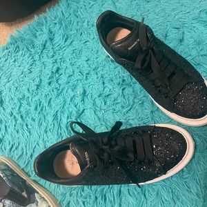 Alexander McQueen women’s size 10 1/2. Gucci shoes women’s sizes 12, 3x clothes.